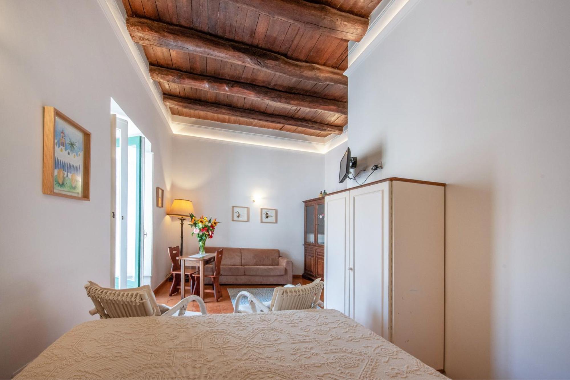Apartment Un Po'...