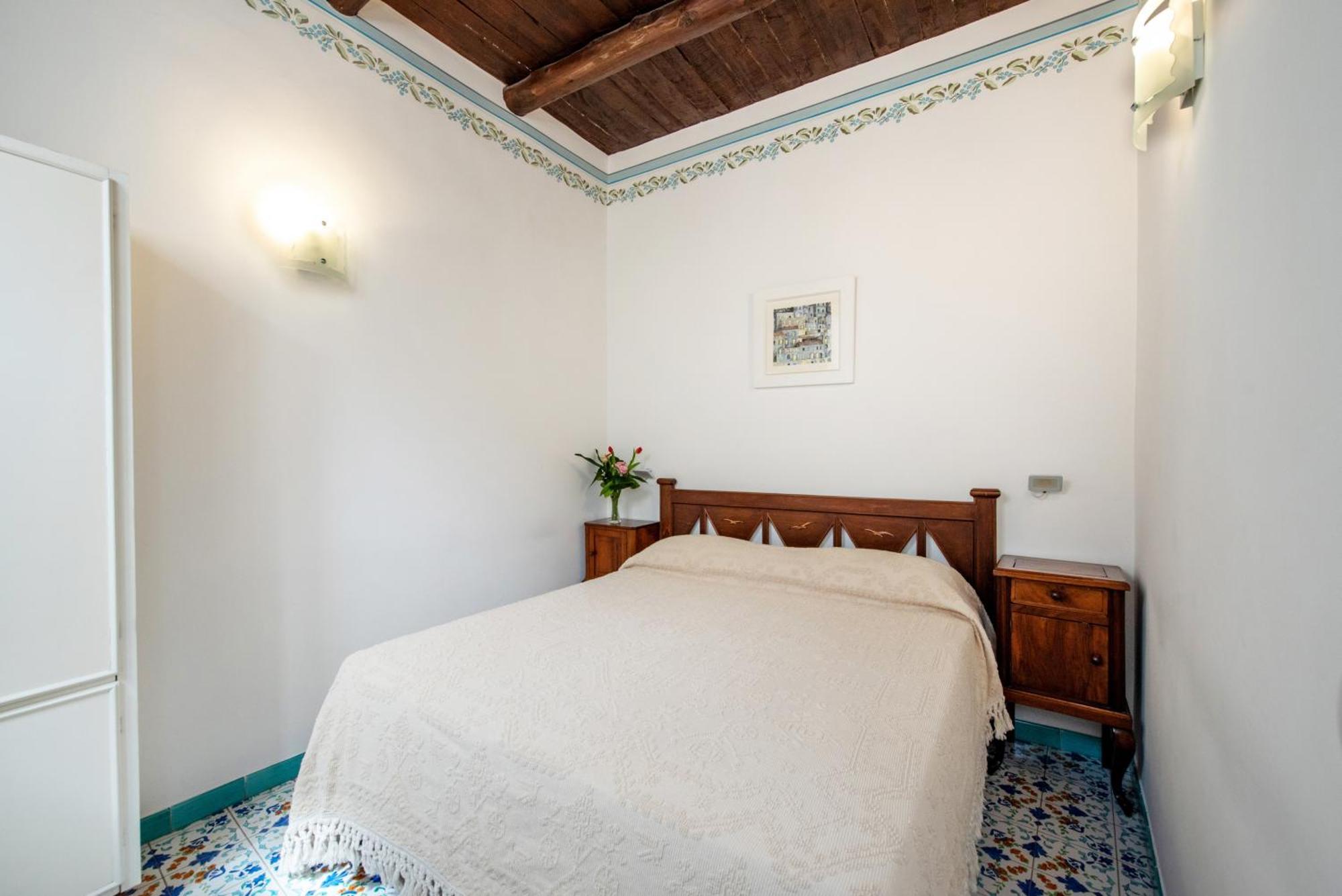 Apartment Un Po'... *